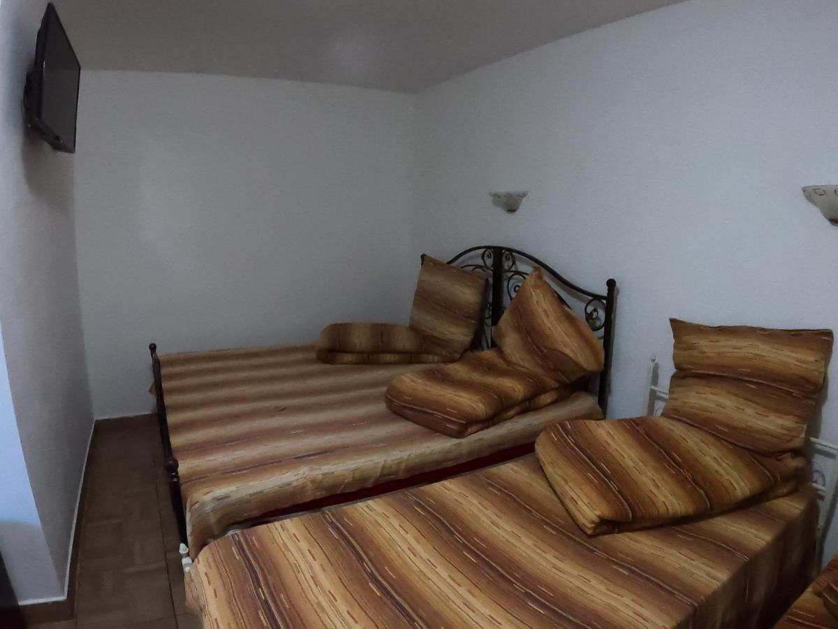 Motel Aris Meridian Piatra Neamţ Exterior foto