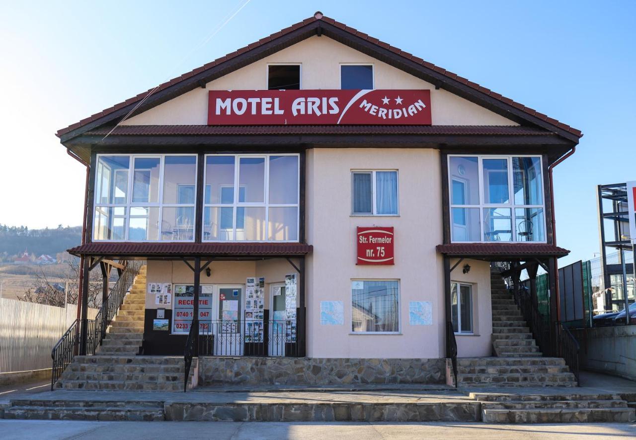 Motel Aris Meridian Piatra Neamţ Exterior foto