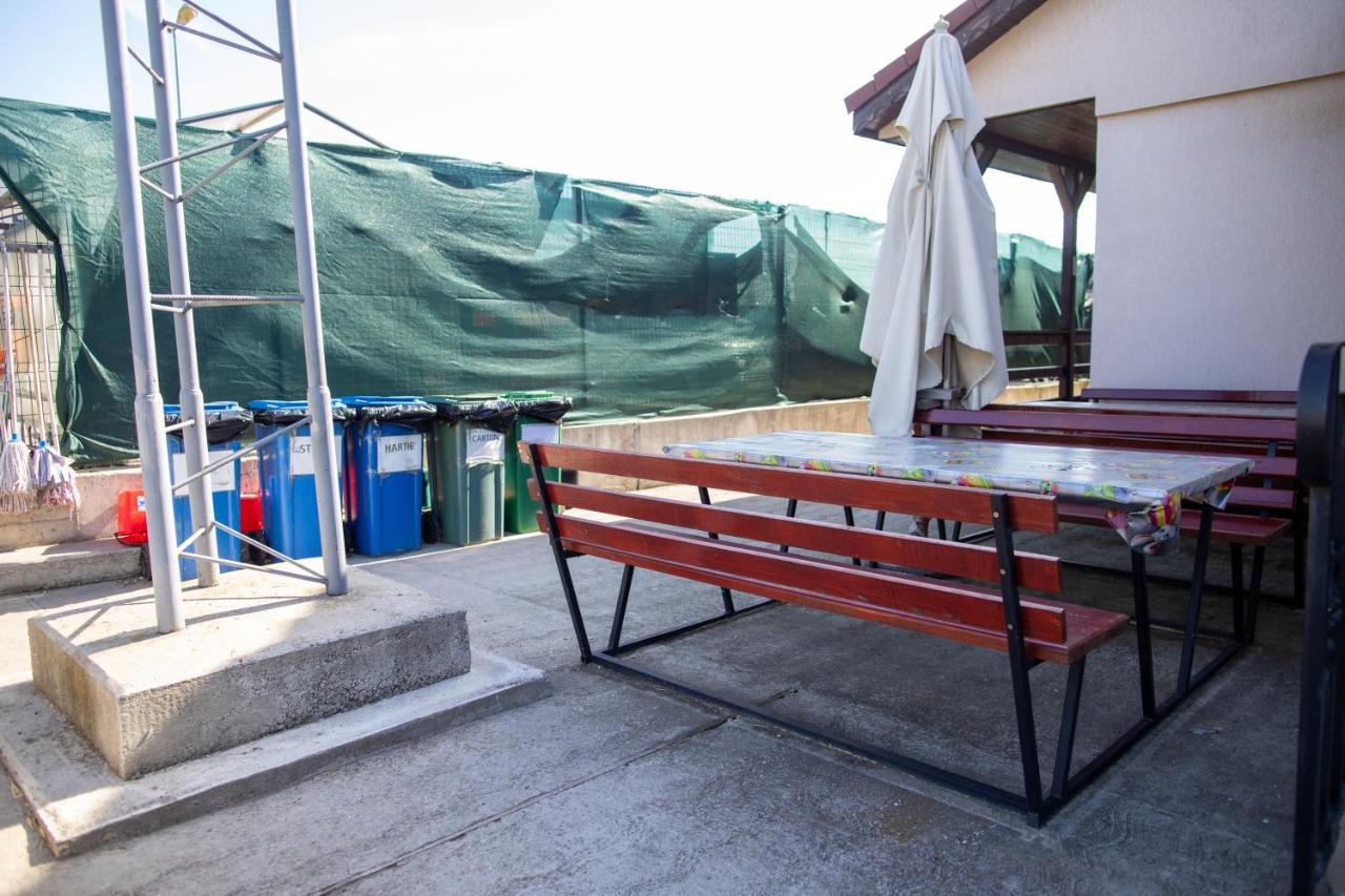 Motel Aris Meridian Piatra Neamţ Exterior foto